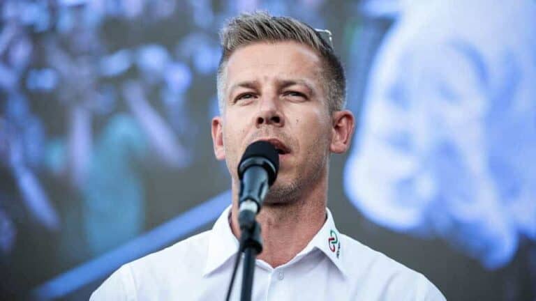 Magyar Péter: Sulyok Tamás köztársasági elnöknek azonnal távoznia kell a hivatalából – elszámoltatást követel a TISZA Párt elnöke