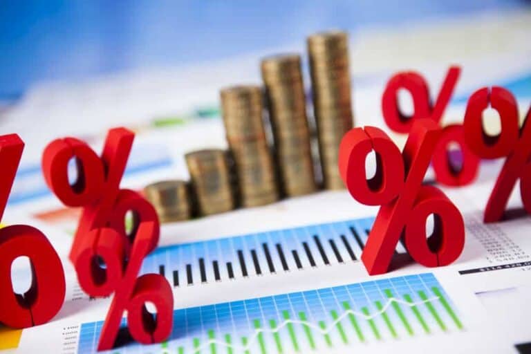 Belenyúl a kormány a 3 százalékos hitel szabályaiba, sok helyen pontosítják a feltételeket