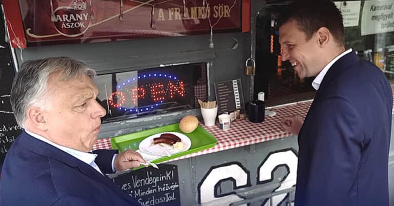 A magyar közélet új kabaréja: a Menczer-show