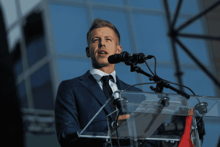 Magyar Péter: Hol volt Orbán Viktor, amikor az orosz hekkerek bejártak a külügyminisztériumba?