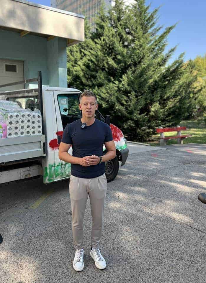 Magyar Péter: A kórházi vezetők azt a politikai utasítást kapták, hogy nem vehetik át a Tisza adományait