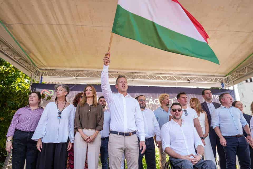 Magyar Péter: Érdemes lesz nézni, hogy az elszabadult Orbánt vajon Bidenhez hasonlóan leszedik-e a sajátjai