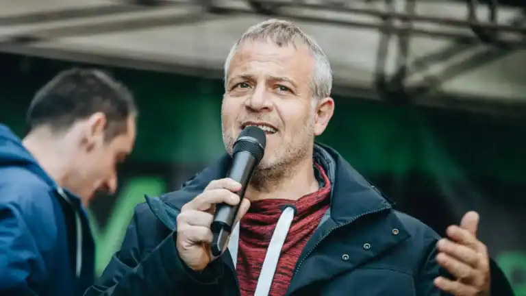 Juhász Péter: Mindenféle adathordozót foglalnak le – ügyészségi házkutatás zajlott az egykori politikusnál