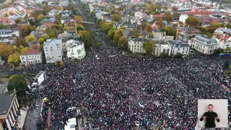 Závecz: A Tisza Párt egyértelmű fölényben van – új korszak a magyar politikában