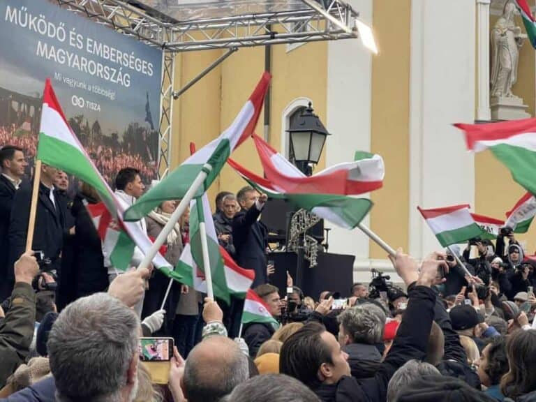 „Lázár János külhoni magyarok millióit támadta meg” – nyílt levelet írtak a Tisza Párt határon túl született politikusai