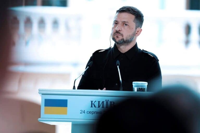 Orosz-ukrán háború: Zelenszkij lecserélte a védelmi miniszterét – új korszak kezdődhet az ukrán hadvezetésben