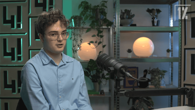 „Kezembe vettem az irányítást” – megszólalt a titkosszolgálati ügy kulcsfigurája, és amit elmondott, az mindent felboríthat