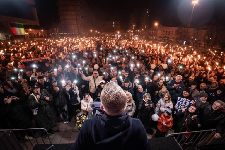 Politikai fordulat küszöbén Salgótarján: kiélezett küzdelem bontakozik ki a nógrádi választókerületben