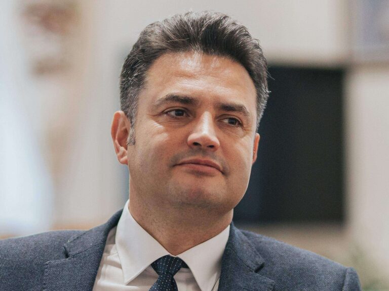 Márki-Zay Péter: Fegyverrel támadt a rendezvényünkre egy ismert Fidesz-szimpatizáns